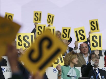 Una de las votaciones en el 18&ordm; congreso del PP. 