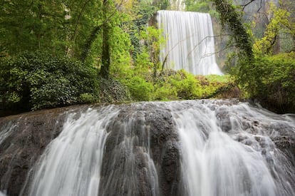 Una cascada en el Monasterio de Piedra, en Zaragoza.