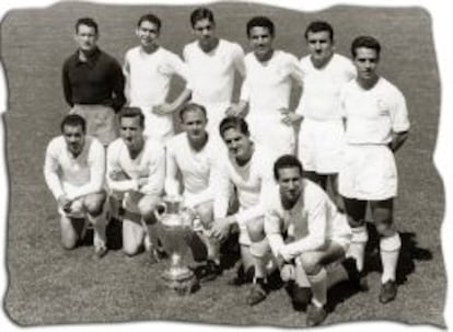 Alineación que ganó la primera Copa de Europa (1956): Alonso, Marquitos, Atienza, Lesmes, Muñoz, Zárraga, Kopa, Mateos, Di Stéfano, Rial y Gento.