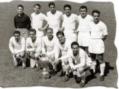 Alineación que ganó la primera Copa de Europa (1956): Alonso, Marquitos, Atienza, Lesmes, Muñoz, Zárraga, Kopa, Mateos, Di Stéfano, Rial y Gento.