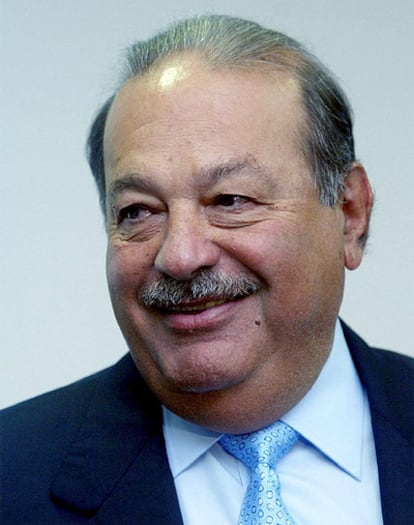 El magnate Carlos Slim, magnate de las telecomunicaciones de México, se corona como líder del club de multimillonarios y se impone por un estrecho margen al jefe habitual del gremio, Bill Gates, fundador de Microsoft. Slim encabeza la lista de la revista Forbes, con una fortuna de 53.500 millones de dólares.