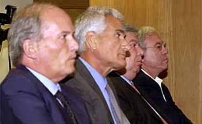 José María Rodríguez Colorado, Rafael Vera, José Luis Corcuera y José Barrionuevo, durante el juicio que comenzó ayer en la Audiencia de Madrid.