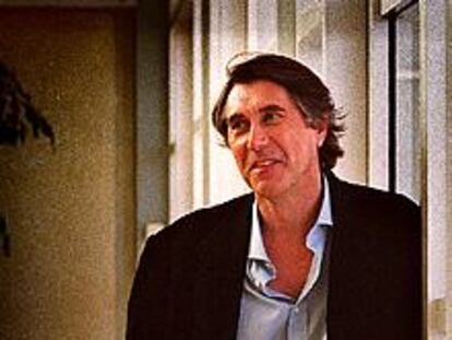 El cantante y compositor Bryan Ferry, ayer en Barcelona.