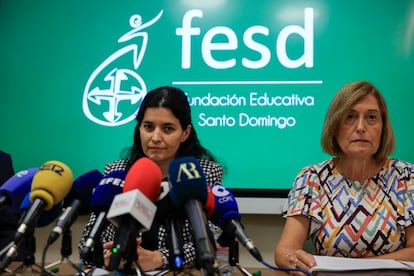 Julia Moreno Rojo (izquierda), directora general del Equipo de Gestión de la Fundación Educativa Santo Domingo, y Dolores Esteban Rubio, directora general del colegio Nuestra Señora de Loreto FESD.