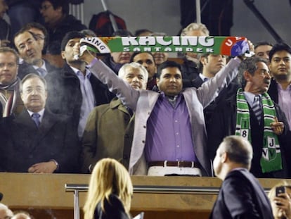 Alí Syed, en el palco de El Sardinero durante un partido contra el Real Madrid en 2011.