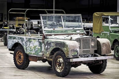 Este Land Rover nació para resistir cualquier cosa. En 1992, la empresa afirmaba que el 70 % de todos los vehículos que habían construido desde 1948 seguían en uso.