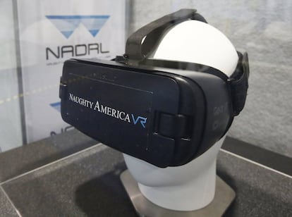 Casco de realidad virtual para adultos de Naughty America.