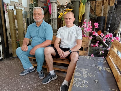 The mayor of Energodar, Dmytro Orlov (right), and his deputy mayor, Ivan Samoidyuk, in Zaporizhia on the 12th.