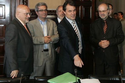 De izquierda a derecha, Josep Huguet, Joan Saura, Artur Mas y Antoni Castells.