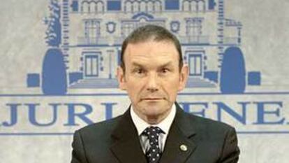 Ibarretxe, tras el último Consejo de Gobierno de 2008