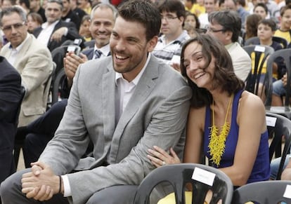 Marc Gasol y su futura esposa, Cristina Blesa, el pasado 17 de junio. 