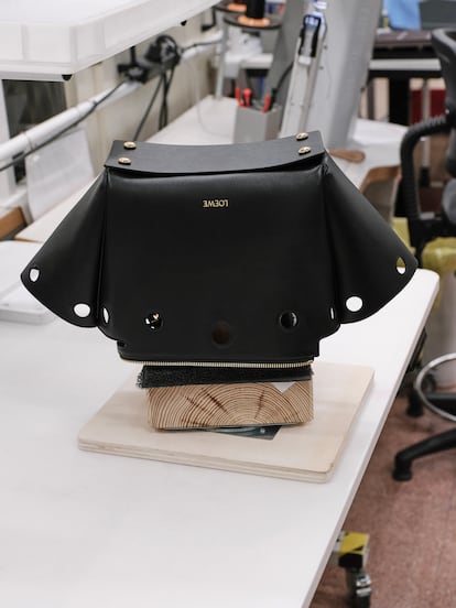Fabricación del bolso.