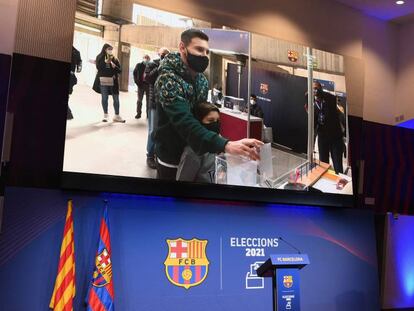 Messi, el passat diunege, votant a les eleccions del Barça.