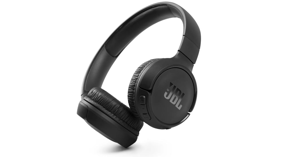 Auriculares de diadema JBL plegables.