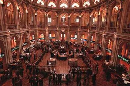 De las 35 empresas del Ibex, 16 han anunciado que pagarán este mes dividendo.