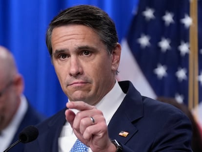 Todd Blanche, candidato a fiscal general de EE UU, retira el fondo millonario para compensar a los aliados de Trump
