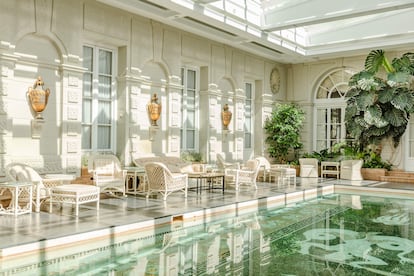 Piscina de la casa de Yolanda Eleta de Fierro, en la calle de Serrano de Madrid, en una imagen facilitada por Sotheby's.