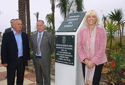 Teófila Martínez, ayer, en Roquetas de Mar, donde asistió a la inauguración de una avenida.