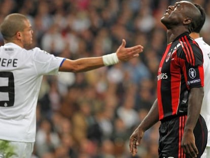 El centrocampista Seedorf en un partido de la &#039;Champions&#039;