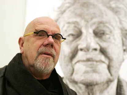 El artista Chuck Close, en el Museo Nacional Centro de Arte Reina Sofia.