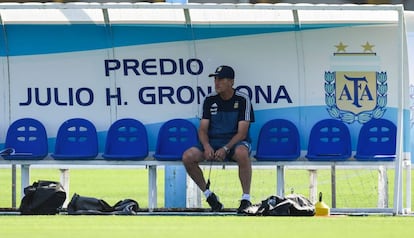 Edgardo Bauza, técnico de Argentina, en el entrenamiento en Buenos Aires.