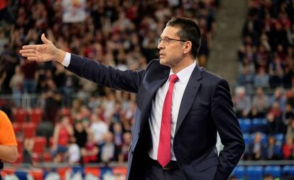 Pedro Mart&iacute;nez, entrenador del Baskonia.