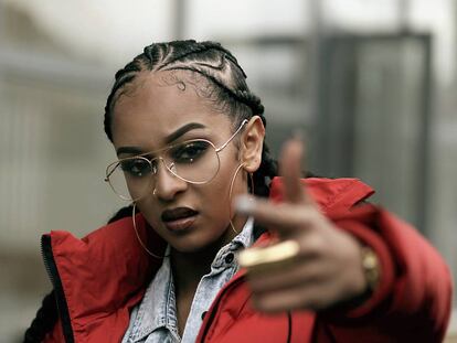 Hablamos con Paigey Cakey la rapera que es una estrella de la tele inglesa