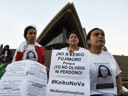 Protestos contra a candidata presidencial Keiko Fujimori, na terça-feira, em Sydney.