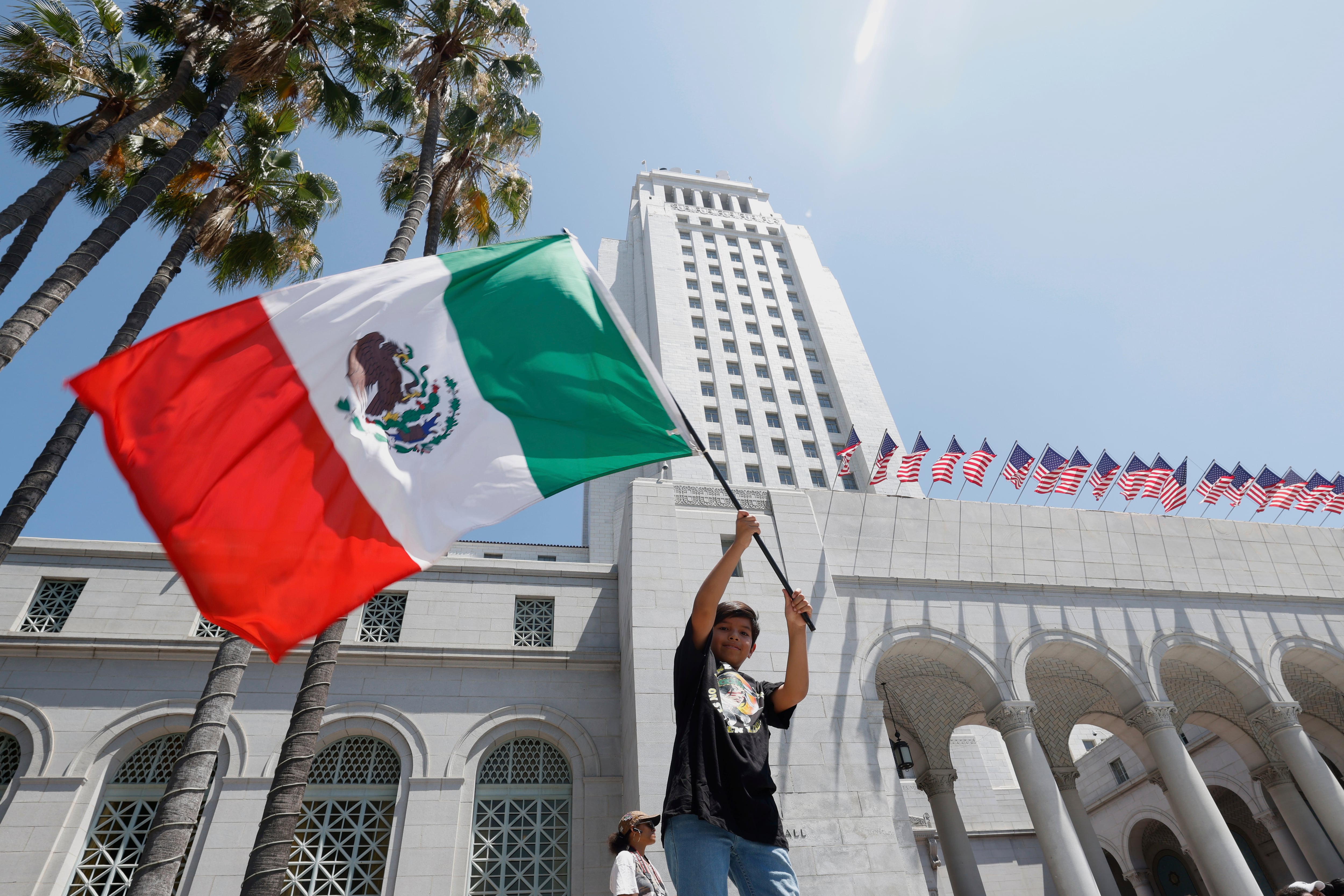 Migrantes, emergencia nacional