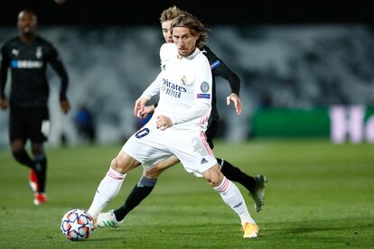 Luka Modric, durante el partido contra el Borussia Mönchengladbach del miércoles en el Di Stéfano.