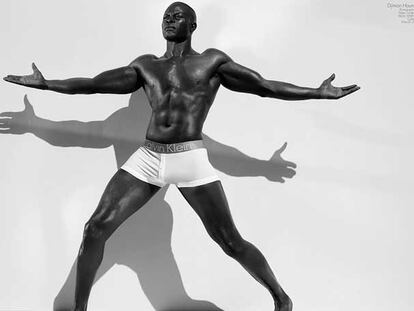 Hounsou al desnudo