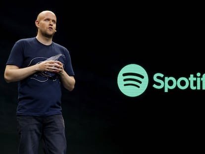 El consejero delegado de Spotify, Daniel Ek, habla durante un evento de prensa en Nueva York el 20 de mayo de 2015