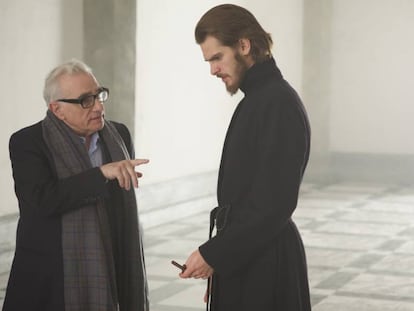 Martin Scorsese y Andrew Garfield (derecha), en el rodaje de &#039;Silencio&#039;. 