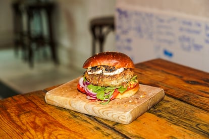 La hamburguesa vegetariana 'Lotoño' del bar K*sdal.