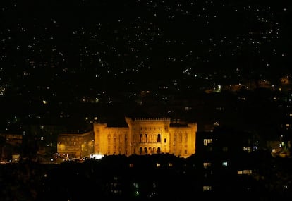 Edificio de la Biblioteca Nacional de Sarajevo. Su destrucción durante el cerco de Sarajevo fue uno de los símbolos de la brutalidad de la guerra y de la voluntad de acabar con la cultura musulmana de Bosnia.