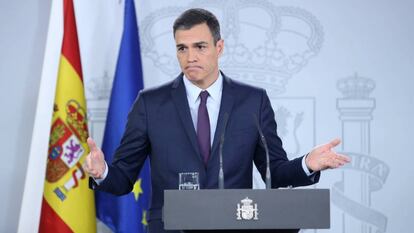 El presidente del Gobierno en funciones, Pedro Sánchez, durante una rueda de prensa en La Moncloa.