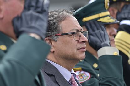 Gustavo Petro durante la ceremonia de Aniversario de los 104 años de la  Fuerza Aeroespacial Colombiana, en noviembre de 2023.