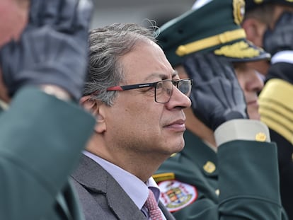 Gustavo Petro durante la ceremonia de Aniversario de los 104 años de la  Fuerza Aeroespacial Colombiana, en noviembre de 2023.