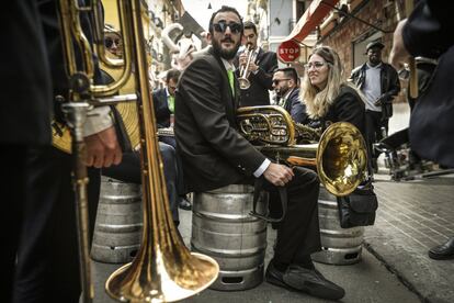 Music is an essential part of the Fallas fiestas. Bands rehearse all year to get ready for this long weekend.