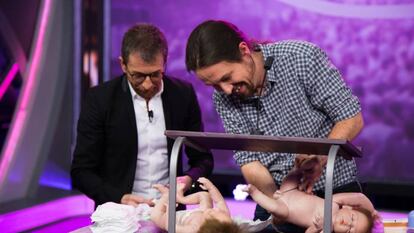 Pablo Motos y Pablo Iglesias, el pasado martes en 'El hormiguero'.