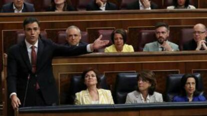 Pedro Sánchez, en la primera sesión de control a su Gobierno en el Congreso.