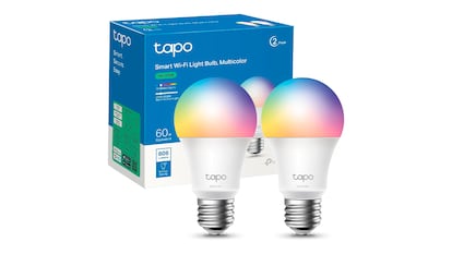 Bombillas inteligentes sobre fondo blanco.