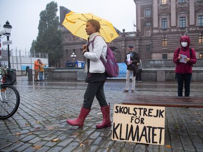 Greta Thunberg protesta ante el Parlamento sueco, en Estocolmo, el pasado 10 de octubre.