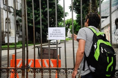 UFRJ suspende atividades por falta de pagamentos de funcion&aacute;rios terceirizados de limpeza, vigil&acirc;ncia e manuten&ccedil;&atilde;o.