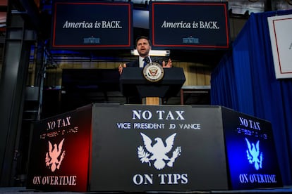 El vicepresidente J. D. Vance habla de la Ley "hermosa" de Trump en West Pittston, Pensilvania.