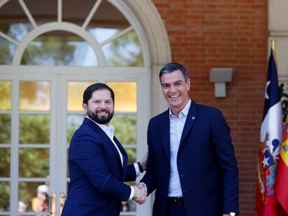 El presidente del Gobierno, Pedro Sánchez, recibe al presidente de la República de Chile, Gabriel Boric, este viernes en La Moncloa.