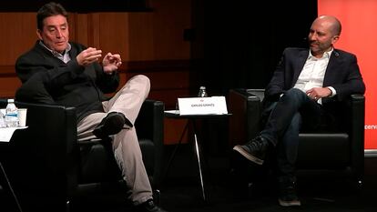 Luis García Montero y Carlos Granés, durante la conferencia, este lunes.