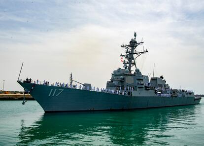 El buque 'USS Paul Ignatius', a su llegada a la base naval de Rota (Cádiz) el 23 de junio.