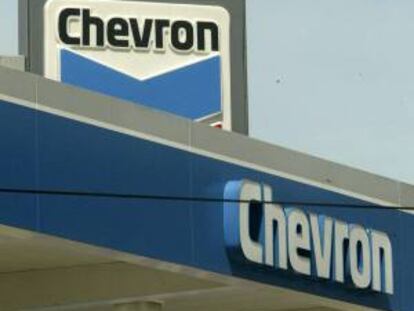 Logo de Chevron.