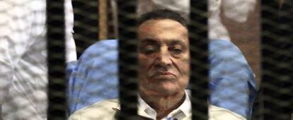 El expresidente egipcio Hosni Mubarak, detenido.